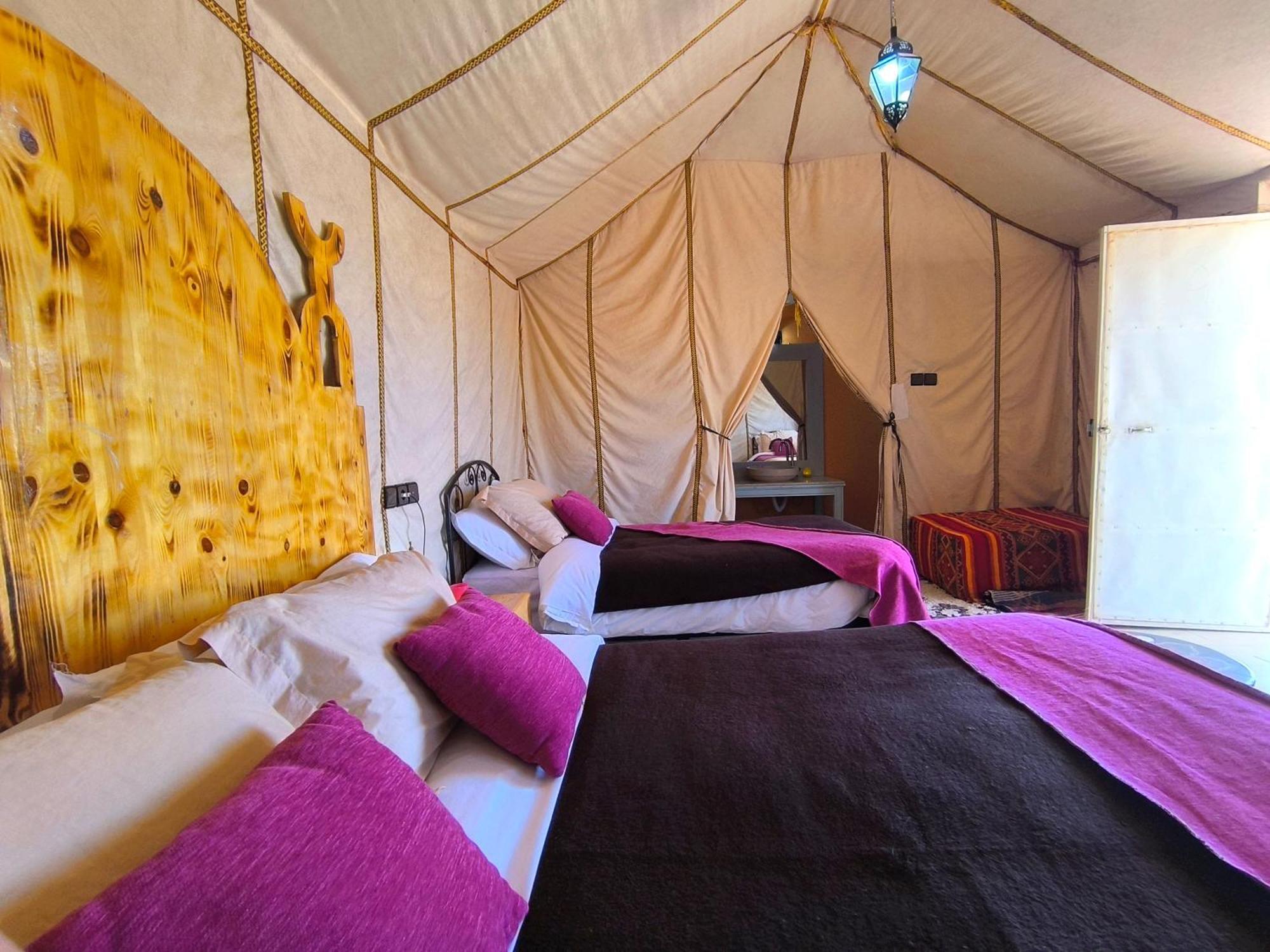 Отель Luxury Bega Camp Мерзуга Экстерьер фото
